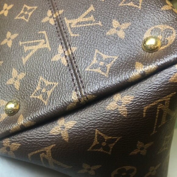 Louis Vuitton Discontinued Monogram Tournelle MM in Noir - Rare - Picture 7 of 12